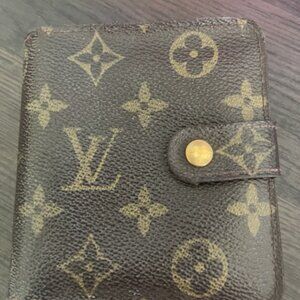 Louis Vuitton Monogram Compact Zip Wallet